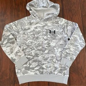 Under Armour boys hoodie